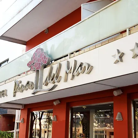 Pinar Del Mar מלון